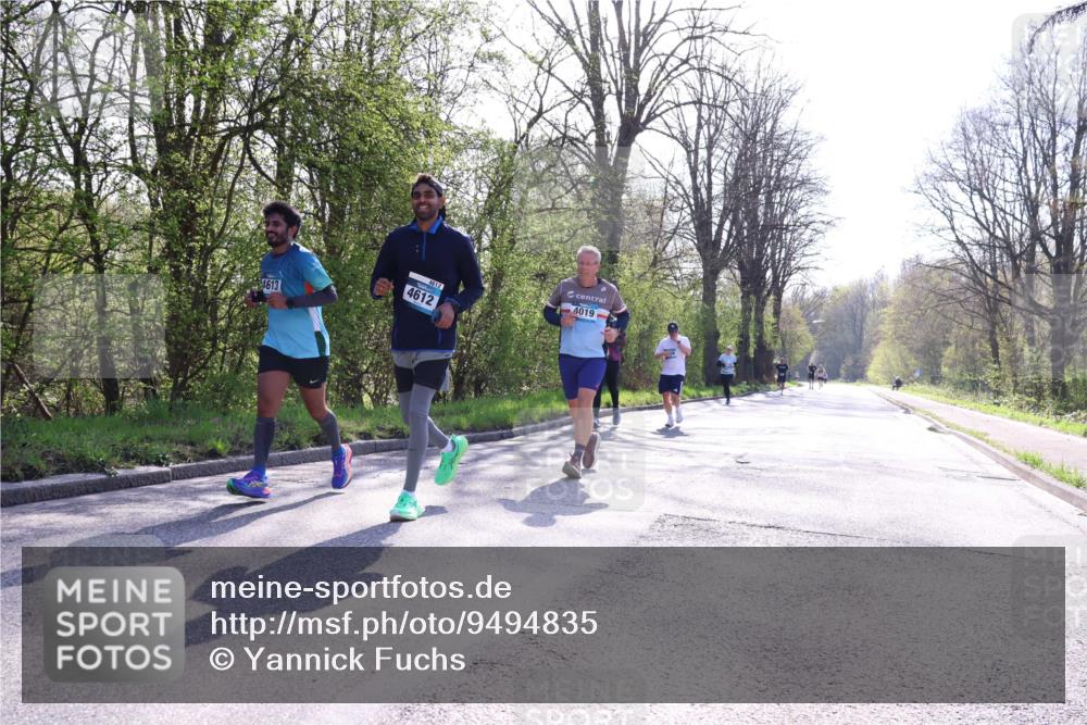 12.04.2026 - 45. Internationalen Wilhelmsburger Insellauf Yannick Fuchs http://msf.ph/oto/9494835 12.04.2026 10:49:41 Laufen 4613, 4612, 4612, 4019 meine-sportfotos.de