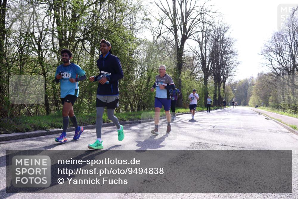 12.04.2026 - 45. Internationalen Wilhelmsburger Insellauf Yannick Fuchs http://msf.ph/oto/9494838 12.04.2026 10:49:41 Laufen 4612, 4613, 40, 4759 meine-sportfotos.de