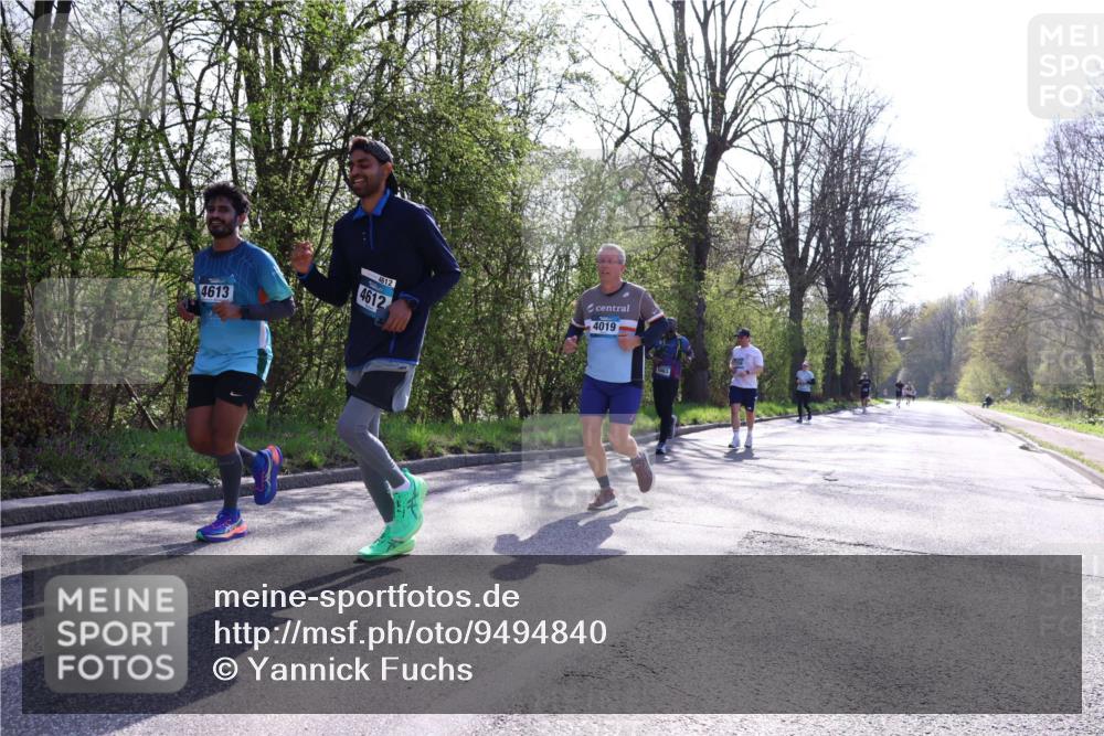 12.04.2026 - 45. Internationalen Wilhelmsburger Insellauf Yannick Fuchs http://msf.ph/oto/9494840 12.04.2026 10:49:41 Laufen 4613, 4612, 4612, 4019, 1463 meine-sportfotos.de