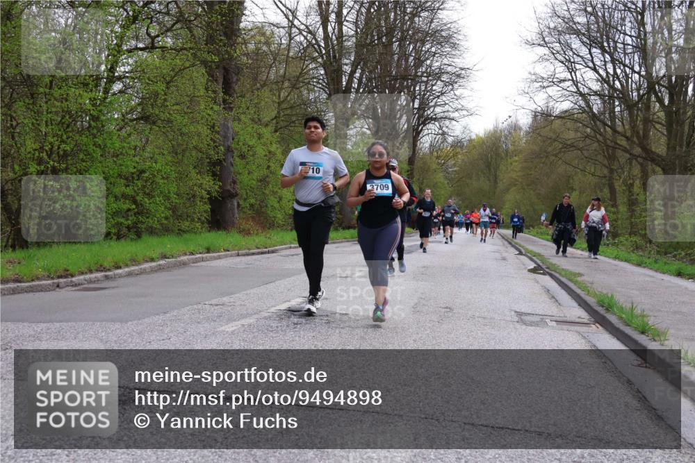 12.04.2026 - 45. Internationalen Wilhelmsburger Insellauf Yannick Fuchs http://msf.ph/oto/9494898 12.04.2026 13:04:56 Laufen 10, 3709 meine-sportfotos.de