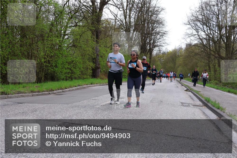 12.04.2026 - 45. Internationalen Wilhelmsburger Insellauf Yannick Fuchs http://msf.ph/oto/9494903 12.04.2026 13:04:56 Laufen 371, 37 meine-sportfotos.de
