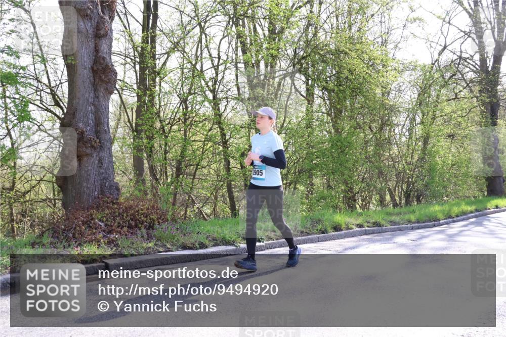 12.04.2026 - 45. Internationalen Wilhelmsburger Insellauf Yannick Fuchs http://msf.ph/oto/9494920 12.04.2026 10:49:49 Laufen 2905 meine-sportfotos.de