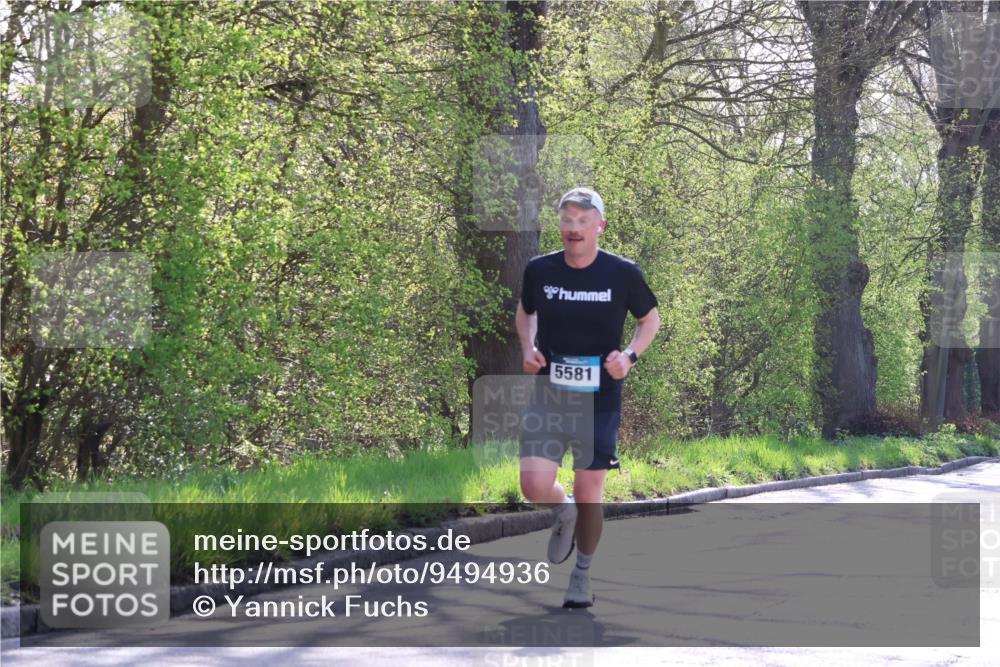 12.04.2026 - 45. Internationalen Wilhelmsburger Insellauf Yannick Fuchs http://msf.ph/oto/9494936 12.04.2026 10:49:51 Laufen 5581 meine-sportfotos.de