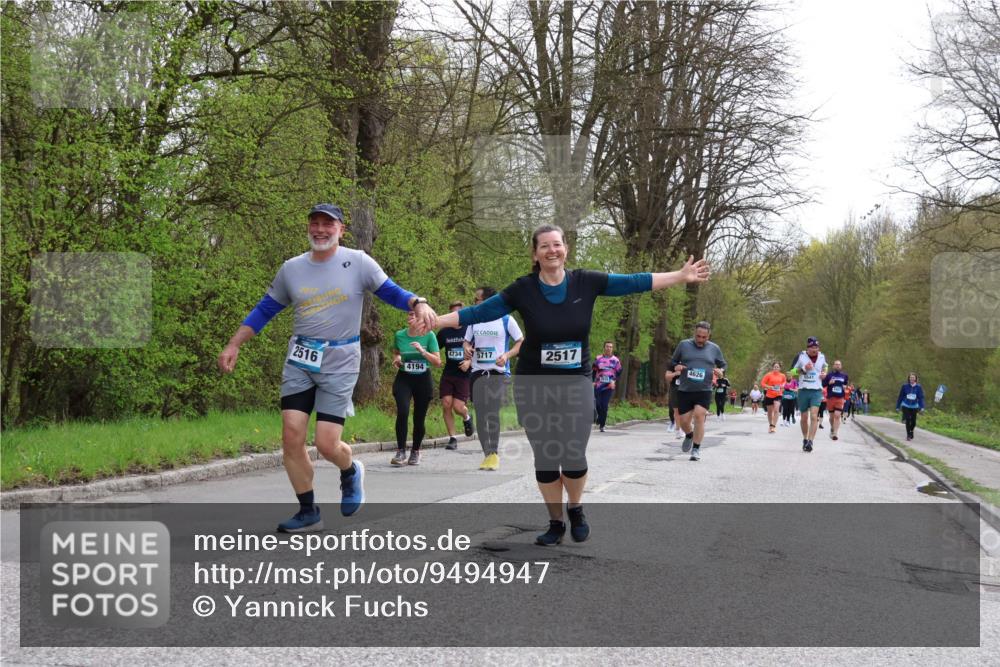 12.04.2026 - 45. Internationalen Wilhelmsburger Insellauf Yannick Fuchs http://msf.ph/oto/9494947 12.04.2026 13:05:02 Laufen 2017, 2516, 4734, 5717, 2517, 4194 meine-sportfotos.de
