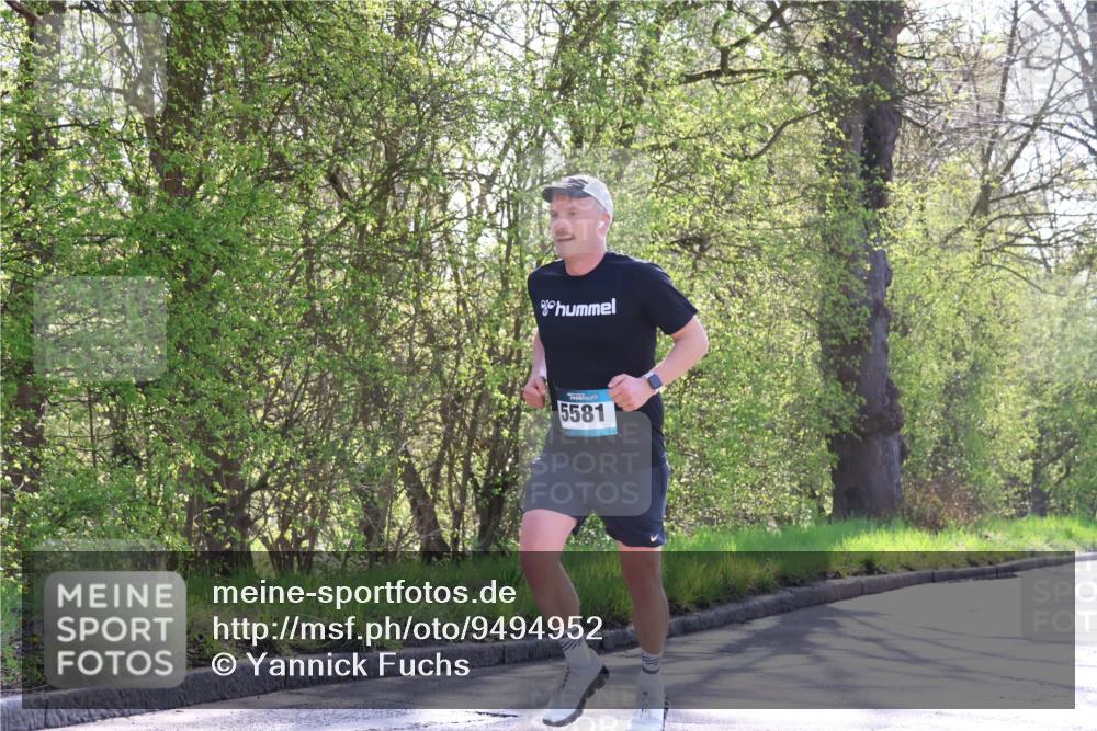 12.04.2026 - 45. Internationalen Wilhelmsburger Insellauf Yannick Fuchs http://msf.ph/oto/9494952 12.04.2026 10:49:53 Laufen 5581 meine-sportfotos.de