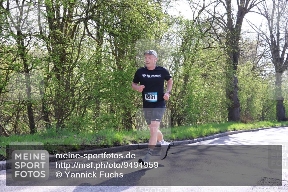 12.04.2026 - 45. Internationalen Wilhelmsburger Insellauf Yannick Fuchs http://msf.ph/oto/9494959 12.04.2026 10:49:53 Laufen 5581 meine-sportfotos.de