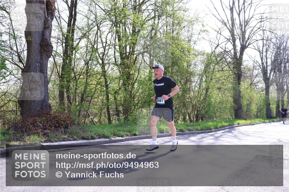 12.04.2026 - 45. Internationalen Wilhelmsburger Insellauf Yannick Fuchs http://msf.ph/oto/9494963 12.04.2026 10:49:54 Laufen 5581 meine-sportfotos.de