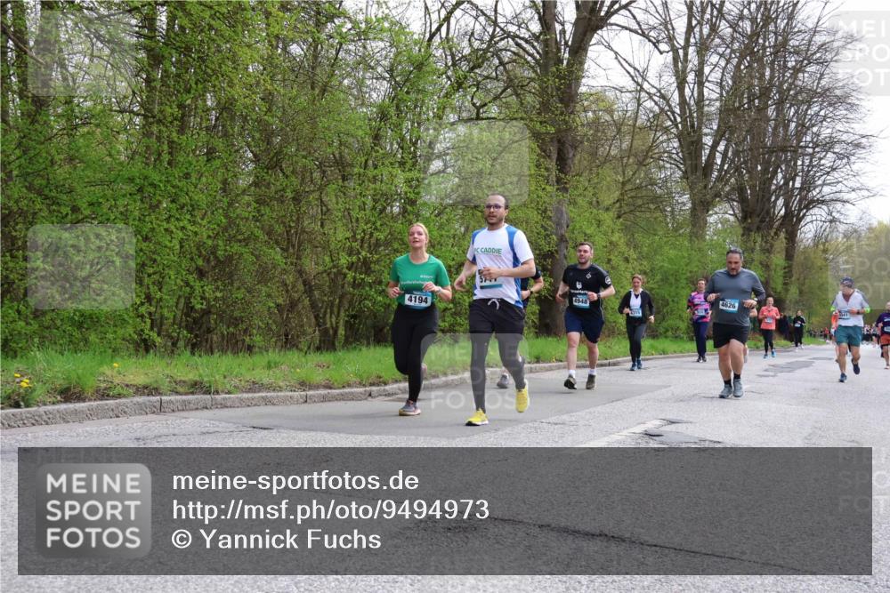 12.04.2026 - 45. Internationalen Wilhelmsburger Insellauf Yannick Fuchs http://msf.ph/oto/9494973 12.04.2026 13:05:04 Laufen 4194, 57, 4948, 4626, 5541 meine-sportfotos.de