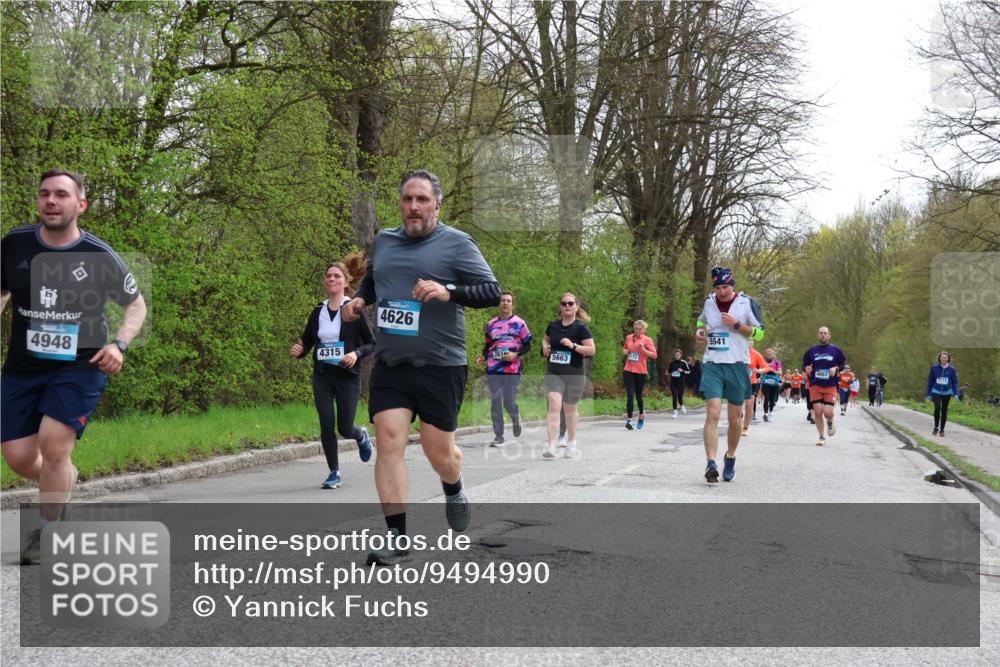 12.04.2026 - 45. Internationalen Wilhelmsburger Insellauf Yannick Fuchs http://msf.ph/oto/9494990 12.04.2026 13:05:06 Laufen 4948, 4315, 4626, 261, 5663, 272, 5541, 2774 meine-sportfotos.de