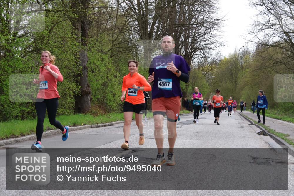 12.04.2026 - 45. Internationalen Wilhelmsburger Insellauf Yannick Fuchs http://msf.ph/oto/9495040 12.04.2026 13:05:13 Laufen 272, 4868, 4867, 5849, 3277, 2774 meine-sportfotos.de