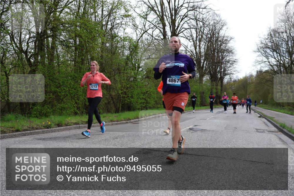 12.04.2026 - 45. Internationalen Wilhelmsburger Insellauf Yannick Fuchs http://msf.ph/oto/9495055 12.04.2026 13:05:14 Laufen 3272, 4867 meine-sportfotos.de