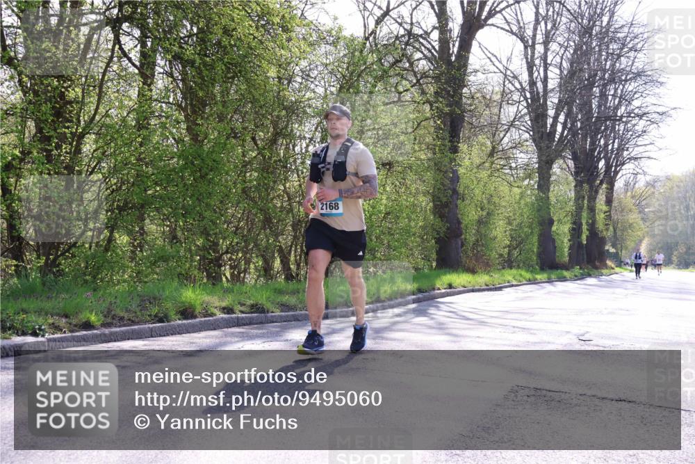 12.04.2026 - 45. Internationalen Wilhelmsburger Insellauf Yannick Fuchs http://msf.ph/oto/9495060 12.04.2026 10:50:05 Laufen 2168 meine-sportfotos.de