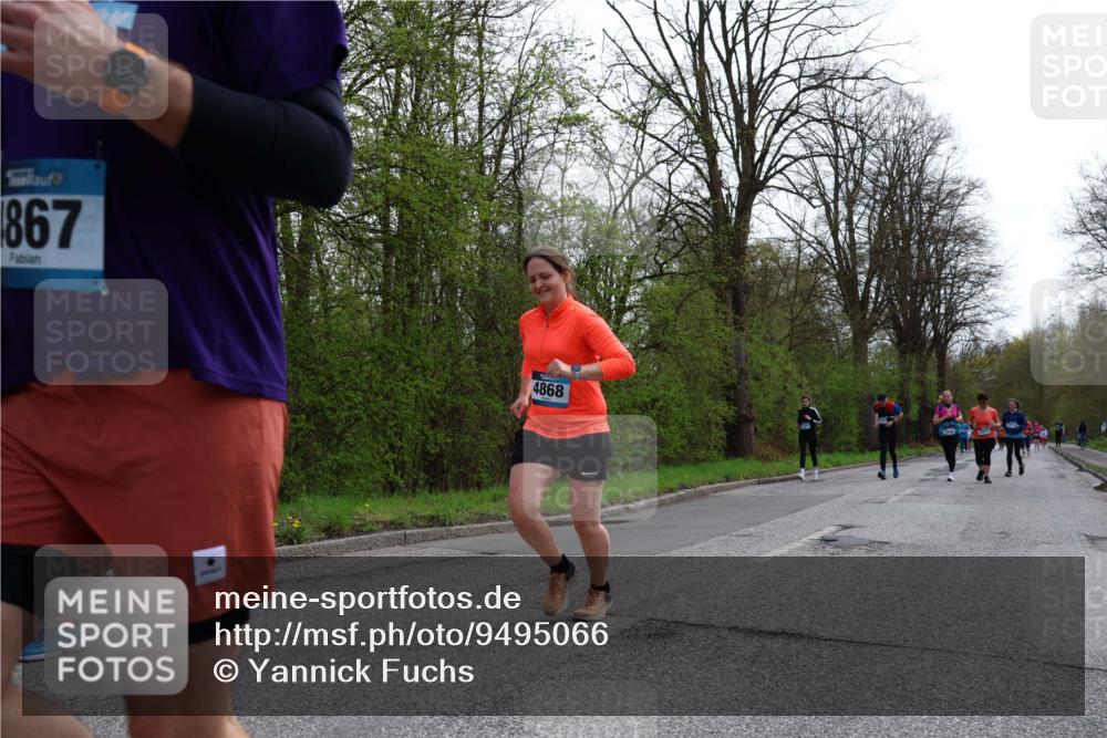 12.04.2026 - 45. Internationalen Wilhelmsburger Insellauf Yannick Fuchs http://msf.ph/oto/9495066 12.04.2026 13:05:15 Laufen 867, 4868 meine-sportfotos.de