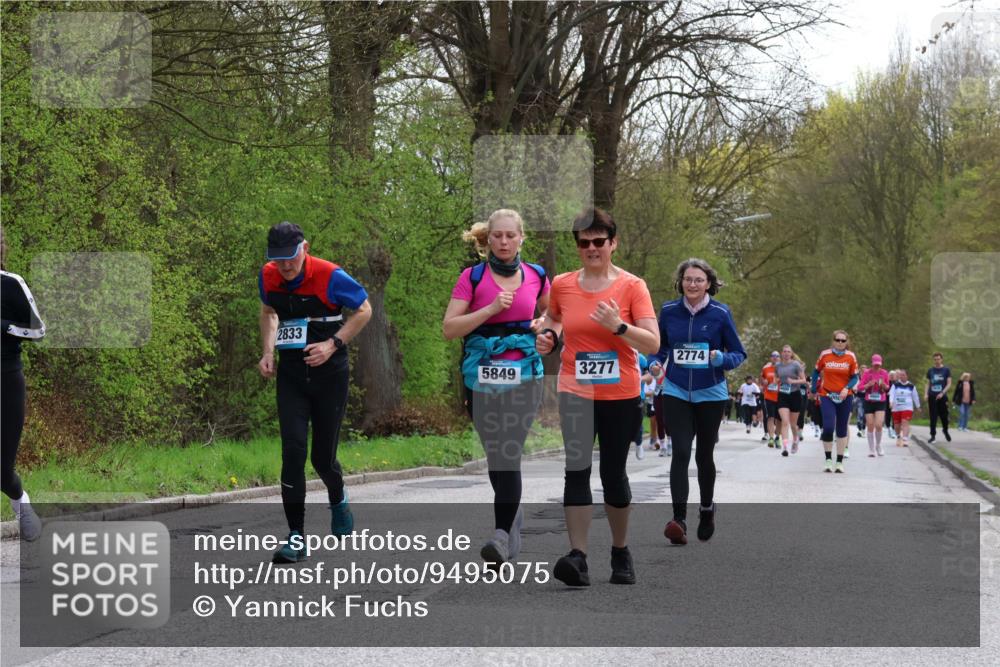 12.04.2026 - 45. Internationalen Wilhelmsburger Insellauf Yannick Fuchs http://msf.ph/oto/9495075 12.04.2026 13:05:16 Laufen 2833, 5849, 3277, 2774 meine-sportfotos.de