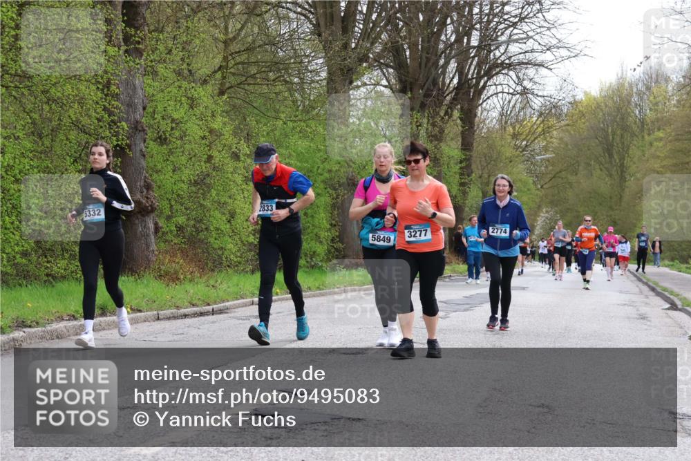 12.04.2026 - 45. Internationalen Wilhelmsburger Insellauf Yannick Fuchs http://msf.ph/oto/9495083 12.04.2026 13:05:17 Laufen 5332, 2833, 5849, 3277, 2774, 4112 meine-sportfotos.de