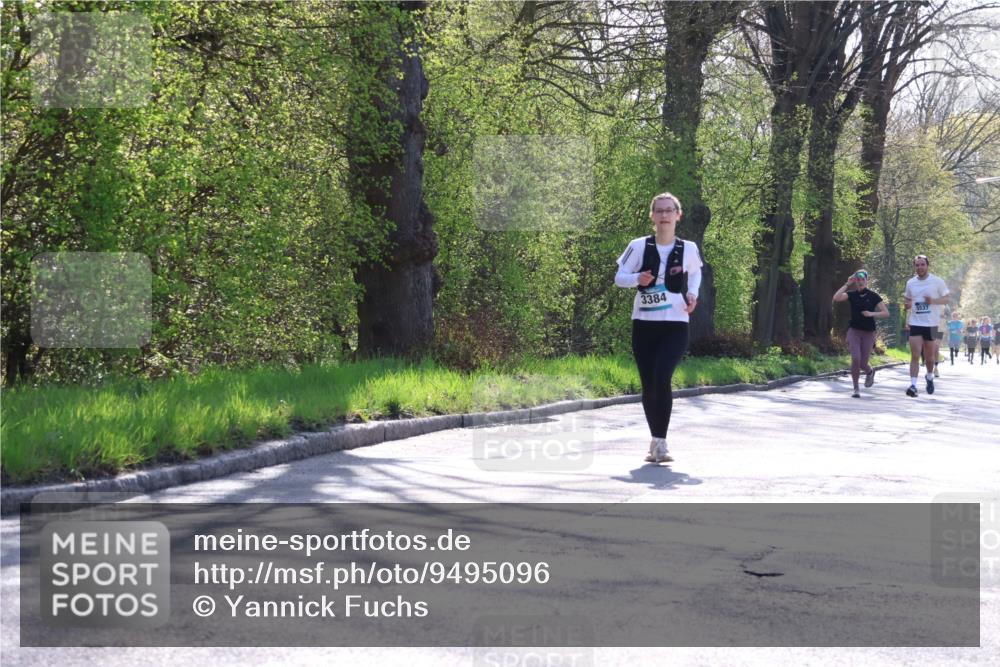 12.04.2026 - 45. Internationalen Wilhelmsburger Insellauf Yannick Fuchs http://msf.ph/oto/9495096 12.04.2026 10:50:16 Laufen 3384 meine-sportfotos.de