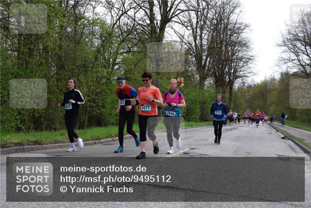12.04.2026 - 45. Internationalen Wilhelmsburger Insellauf Yannick Fuchs http://msf.ph/oto/9495112 12.04.2026 13:05:19 Laufen 2833, 5332, 3277, 5849, 2774 meine-sportfotos.de