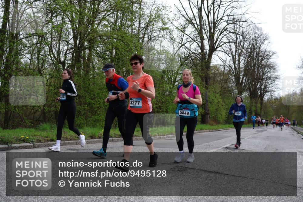 12.04.2026 - 45. Internationalen Wilhelmsburger Insellauf Yannick Fuchs http://msf.ph/oto/9495128 12.04.2026 13:05:20 Laufen 332, 3277, 5849, 2774 meine-sportfotos.de