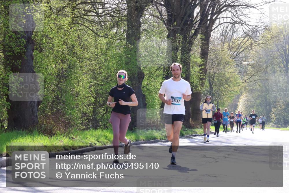 12.04.2026 - 45. Internationalen Wilhelmsburger Insellauf Yannick Fuchs http://msf.ph/oto/9495140 12.04.2026 10:50:22 Laufen 5537, 3223 meine-sportfotos.de