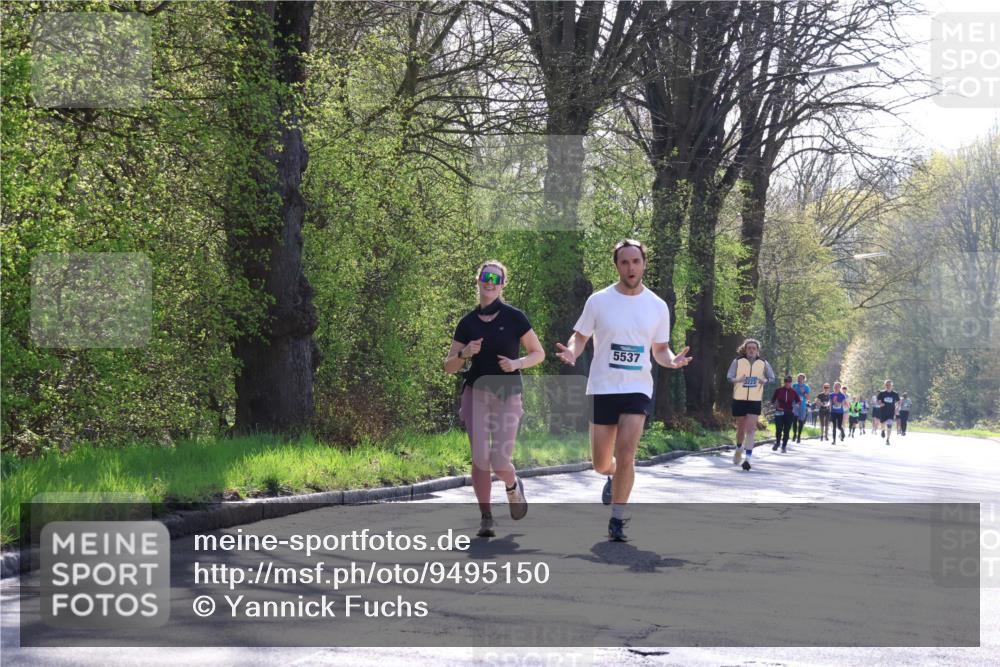 12.04.2026 - 45. Internationalen Wilhelmsburger Insellauf Yannick Fuchs http://msf.ph/oto/9495150 12.04.2026 10:50:23 Laufen 5537 meine-sportfotos.de