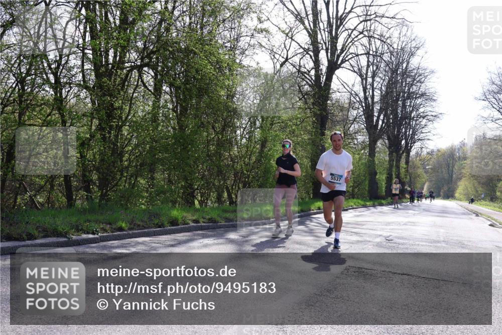 12.04.2026 - 45. Internationalen Wilhelmsburger Insellauf Yannick Fuchs http://msf.ph/oto/9495183 12.04.2026 10:50:25 Laufen 5537 meine-sportfotos.de