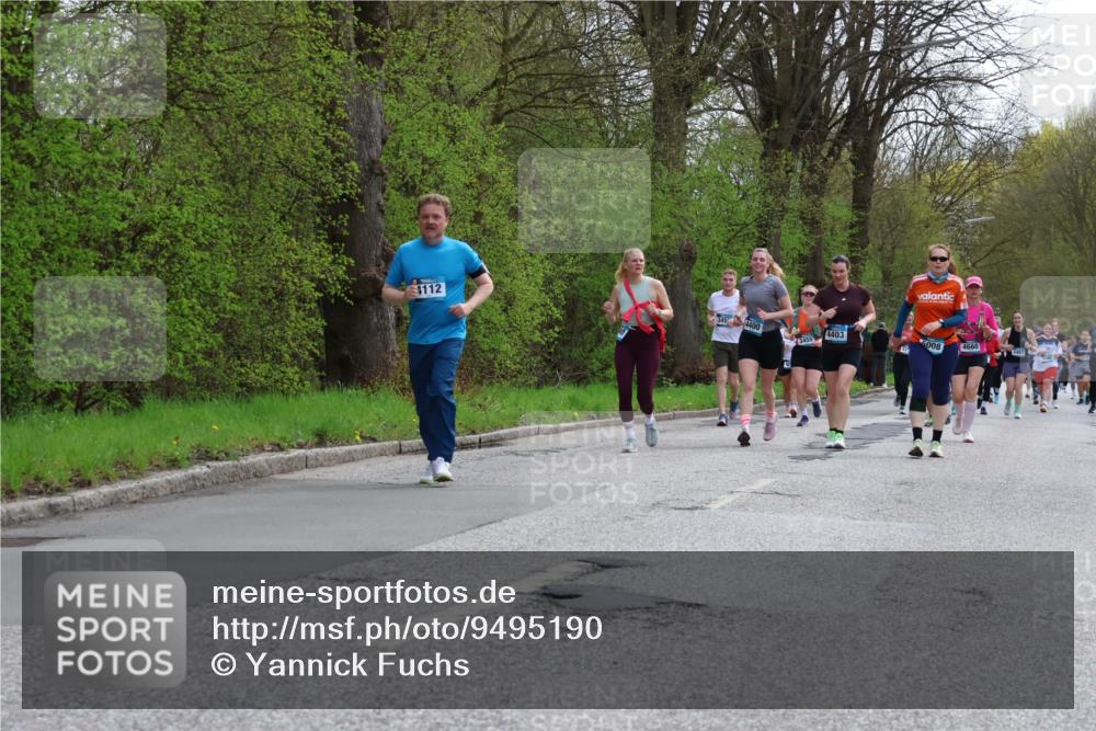 12.04.2026 - 45. Internationalen Wilhelmsburger Insellauf Yannick Fuchs http://msf.ph/oto/9495190 12.04.2026 13:05:27 Laufen 4112, 345, 4400, 4403, 3455, 5008, 4660 meine-sportfotos.de