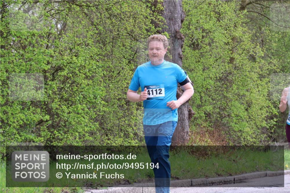 12.04.2026 - 45. Internationalen Wilhelmsburger Insellauf Yannick Fuchs http://msf.ph/oto/9495194 12.04.2026 13:05:28 Laufen 4112 meine-sportfotos.de
