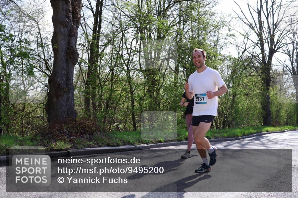 12.04.2026 - 45. Internationalen Wilhelmsburger Insellauf Yannick Fuchs http://msf.ph/oto/9495200 12.04.2026 10:50:27 Laufen 5537 meine-sportfotos.de