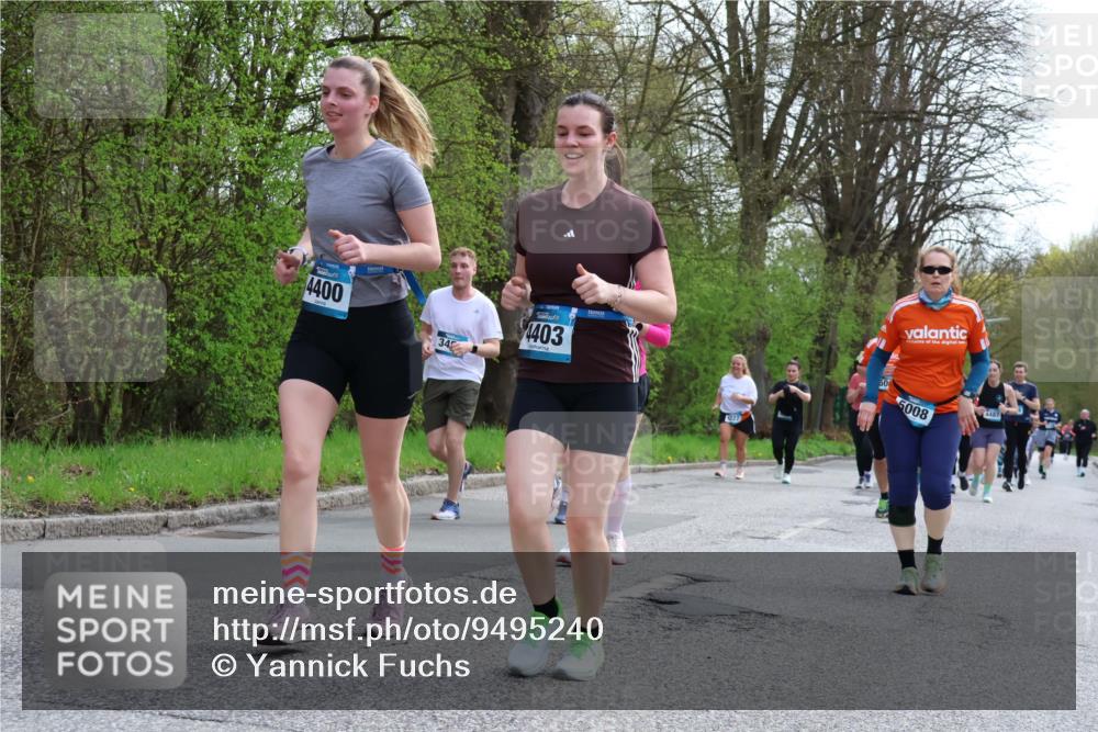 12.04.2026 - 45. Internationalen Wilhelmsburger Insellauf Yannick Fuchs http://msf.ph/oto/9495240 12.04.2026 13:05:33 Laufen 4400, 34, 4403, 227, 5008 meine-sportfotos.de