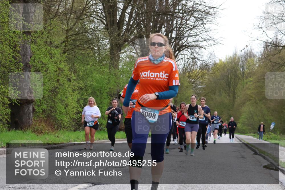 12.04.2026 - 45. Internationalen Wilhelmsburger Insellauf Yannick Fuchs http://msf.ph/oto/9495255 12.04.2026 13:05:34 Laufen 4227, 90, 5008, 4487, 39, 3193, 4031 meine-sportfotos.de