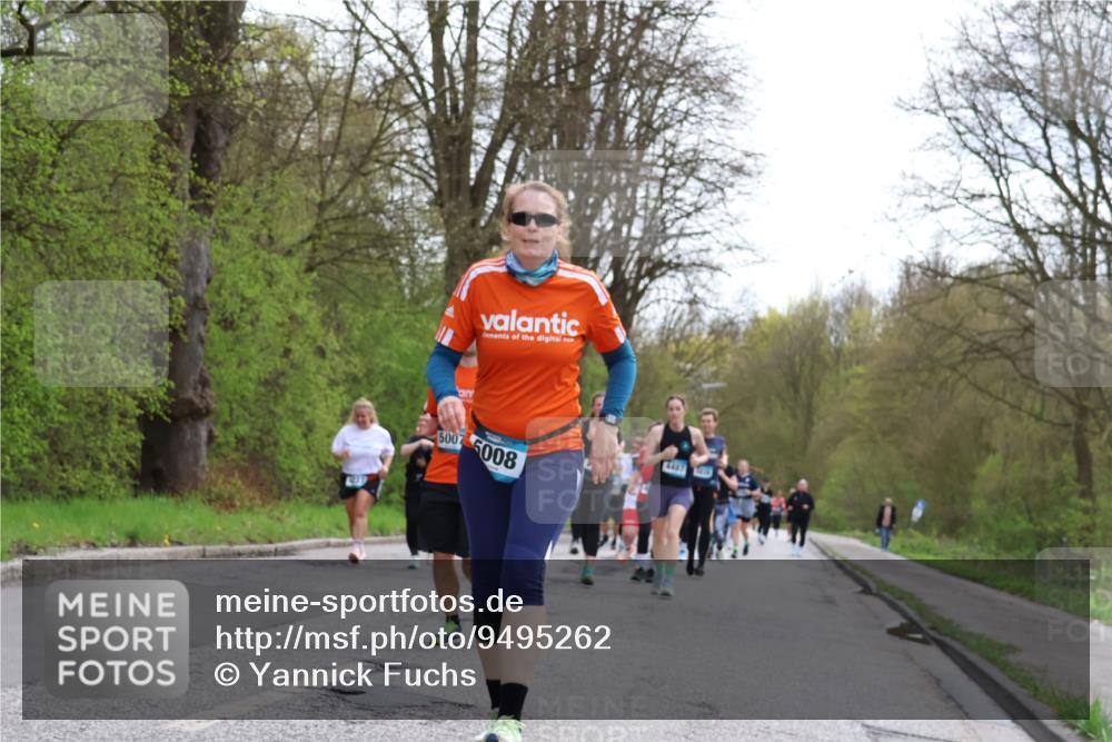12.04.2026 - 45. Internationalen Wilhelmsburger Insellauf Yannick Fuchs http://msf.ph/oto/9495262 12.04.2026 13:05:35 Laufen 50075008, 4447 meine-sportfotos.de