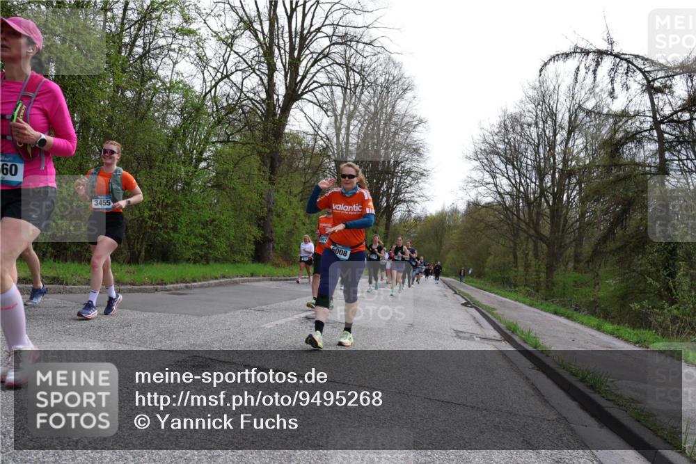 12.04.2026 - 45. Internationalen Wilhelmsburger Insellauf Yannick Fuchs http://msf.ph/oto/9495268 12.04.2026 13:05:35 Laufen 60, 3455, 5008 meine-sportfotos.de