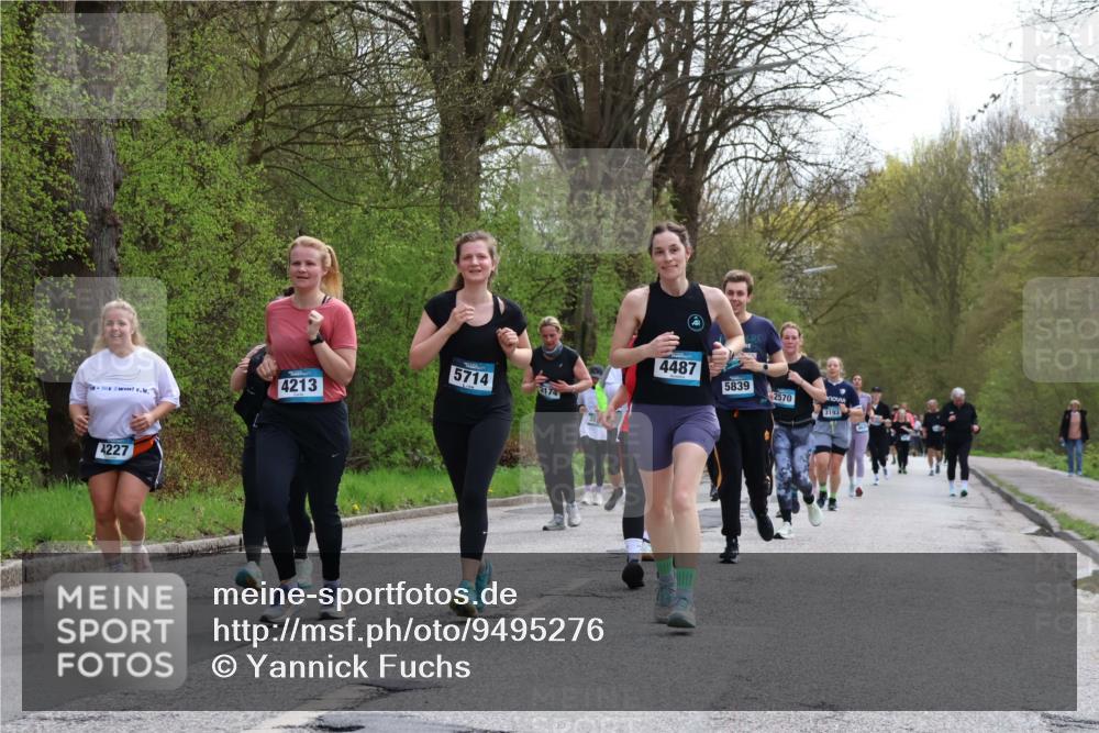 12.04.2026 - 45. Internationalen Wilhelmsburger Insellauf Yannick Fuchs http://msf.ph/oto/9495276 12.04.2026 13:05:37 Laufen 4227, 5714, 2174, 4213, 4487, 5839, 2570, 3193 meine-sportfotos.de