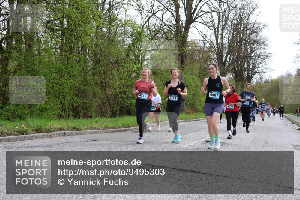12.04.2026 - 45. Internationalen Wilhelmsburger Insellauf Yannick Fuchs http://msf.ph/oto/9495303 12.04.2026 13:05:39 Laufen 4213, 5714, 4487, 4031, 5839 meine-sportfotos.de