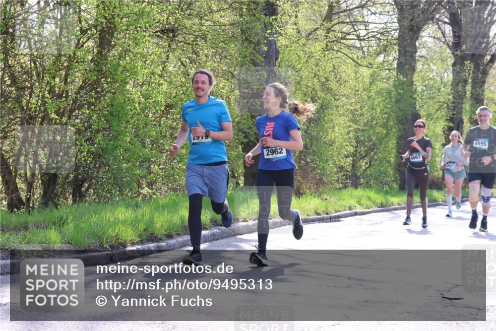 12.04.2026 - 45. Internationalen Wilhelmsburger Insellauf Yannick Fuchs http://msf.ph/oto/9495313 12.04.2026 10:50:42 Laufen 2962, 4597, 4595 meine-sportfotos.de