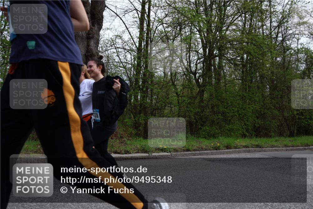 12.04.2026 - 45. Internationalen Wilhelmsburger Insellauf Yannick Fuchs http://msf.ph/oto/9495348 12.04.2026 13:05:44 Laufen  meine-sportfotos.de