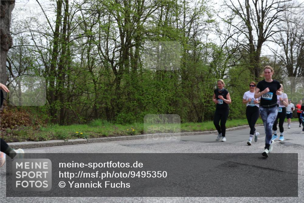 12.04.2026 - 45. Internationalen Wilhelmsburger Insellauf Yannick Fuchs http://msf.ph/oto/9495350 12.04.2026 13:05:44 Laufen 74, 4020, 2570 meine-sportfotos.de