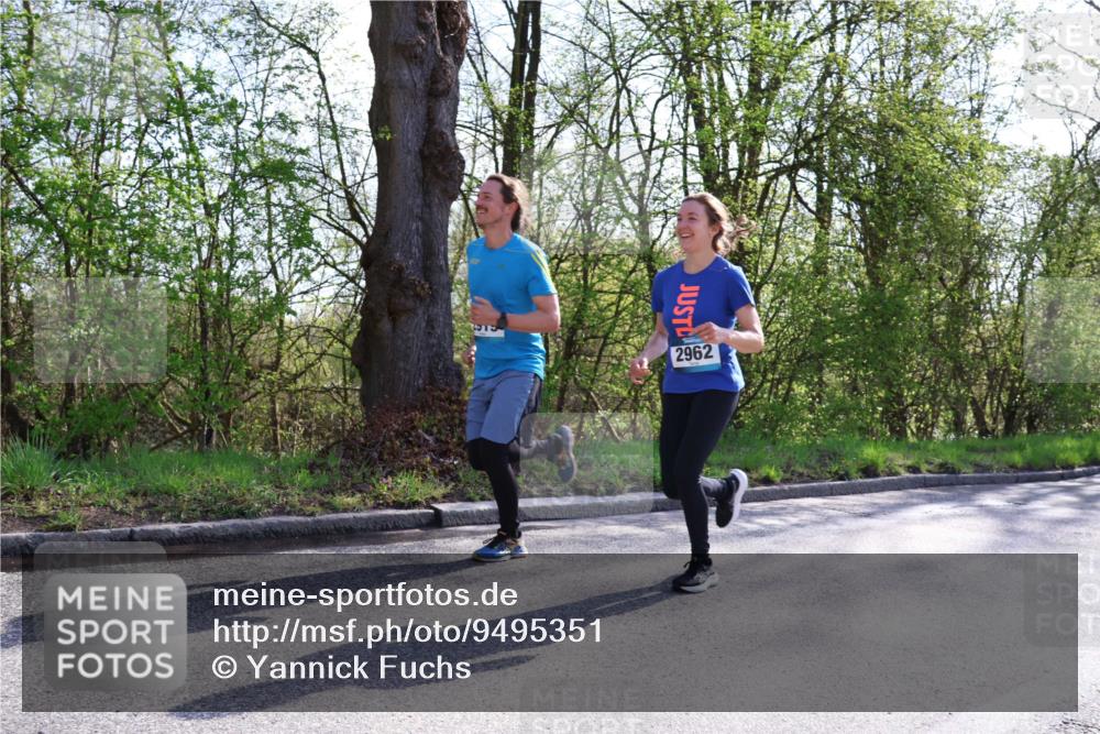 12.04.2026 - 45. Internationalen Wilhelmsburger Insellauf Yannick Fuchs http://msf.ph/oto/9495351 12.04.2026 10:50:44 Laufen 2962 meine-sportfotos.de