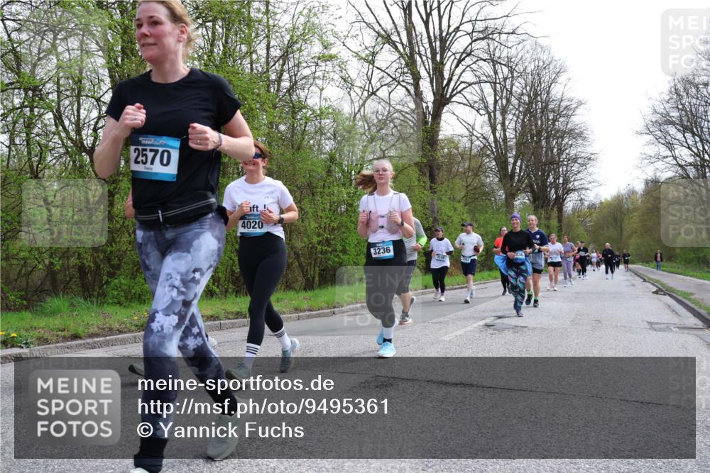 12.04.2026 - 45. Internationalen Wilhelmsburger Insellauf Yannick Fuchs http://msf.ph/oto/9495361 12.04.2026 13:05:45 Laufen 2570, 4020, 3236 meine-sportfotos.de