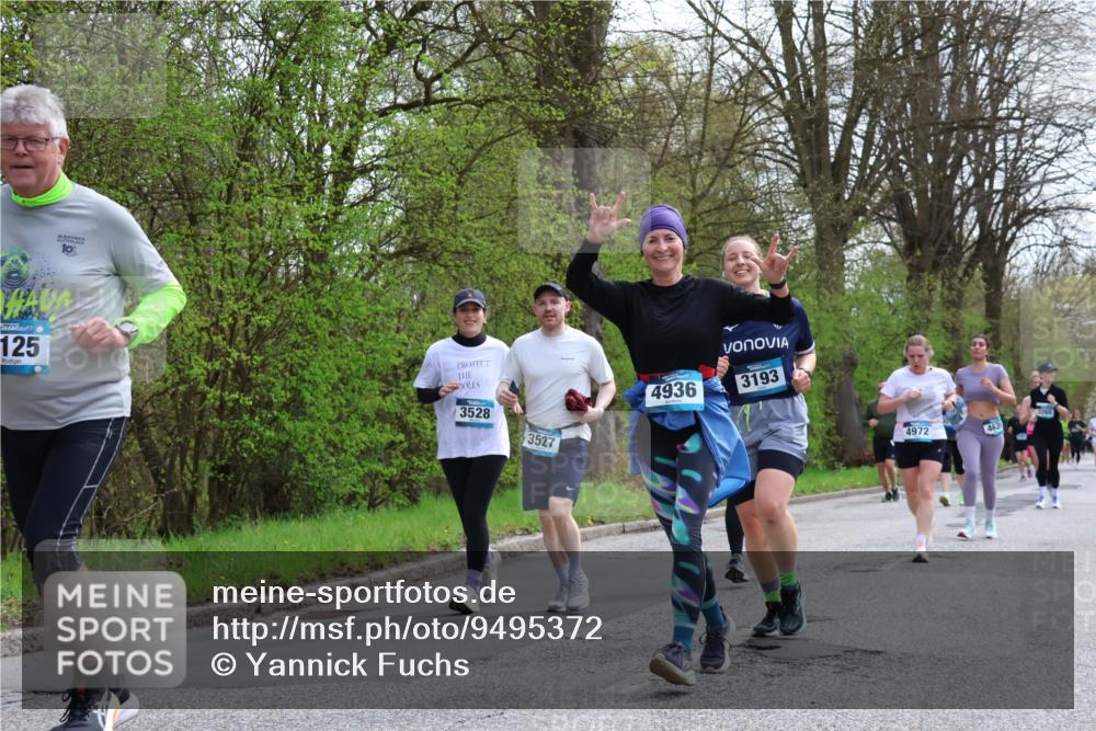 12.04.2026 - 45. Internationalen Wilhelmsburger Insellauf Yannick Fuchs http://msf.ph/oto/9495372 12.04.2026 13:05:46 Laufen 125, 10, 3528, 3527, 4936, 3193, 4972, 4639 meine-sportfotos.de