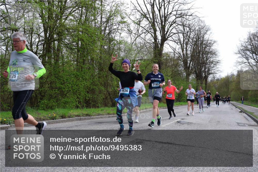 12.04.2026 - 45. Internationalen Wilhelmsburger Insellauf Yannick Fuchs http://msf.ph/oto/9495383 12.04.2026 13:05:47 Laufen 125, 4936, 3193, 3587, 4972 meine-sportfotos.de