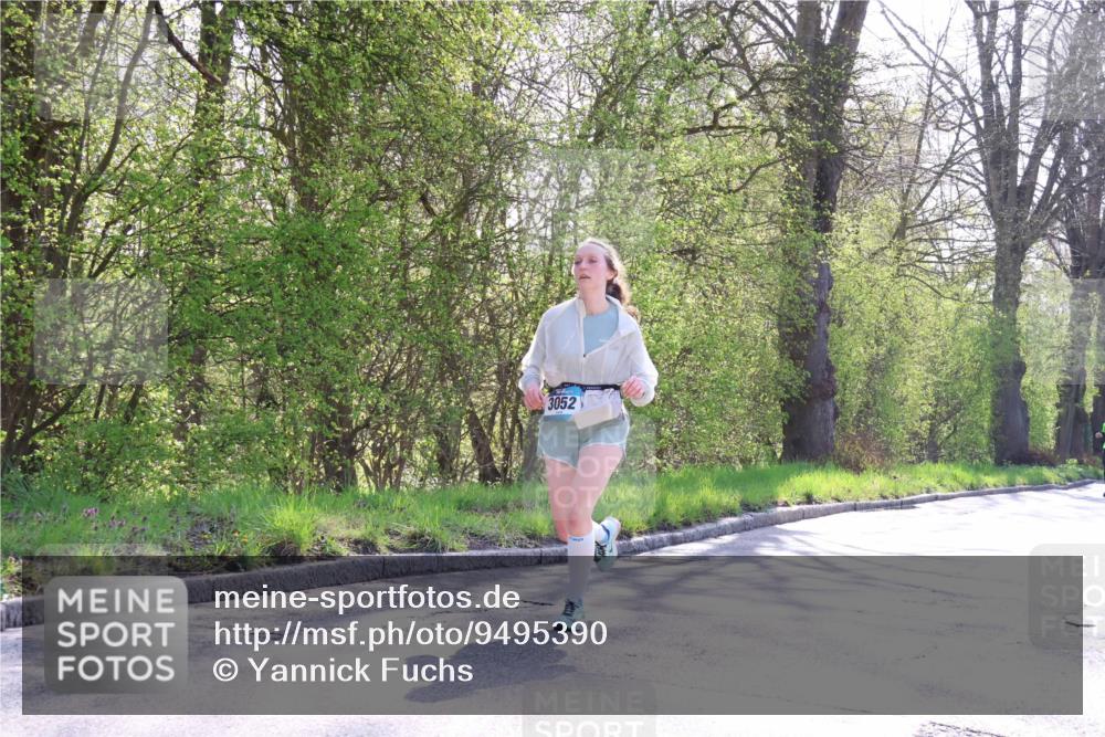 12.04.2026 - 45. Internationalen Wilhelmsburger Insellauf Yannick Fuchs http://msf.ph/oto/9495390 12.04.2026 10:50:48 Laufen 3052 meine-sportfotos.de