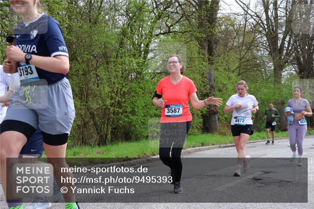 12.04.2026 - 45. Internationalen Wilhelmsburger Insellauf Yannick Fuchs http://msf.ph/oto/9495393 12.04.2026 13:05:48 Laufen 3193, 3587, 4972, 4639 meine-sportfotos.de