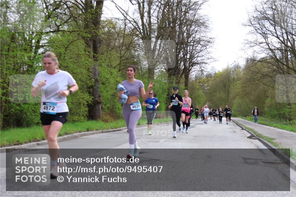 12.04.2026 - 45. Internationalen Wilhelmsburger Insellauf Yannick Fuchs http://msf.ph/oto/9495407 12.04.2026 13:05:50 Laufen 4972, 4639, 3927, 3265, 3828 meine-sportfotos.de