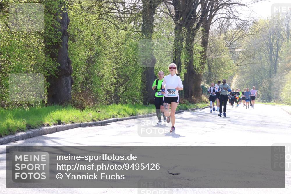 12.04.2026 - 45. Internationalen Wilhelmsburger Insellauf Yannick Fuchs http://msf.ph/oto/9495426 12.04.2026 10:50:52 Laufen 3064, 3420, 3660 meine-sportfotos.de