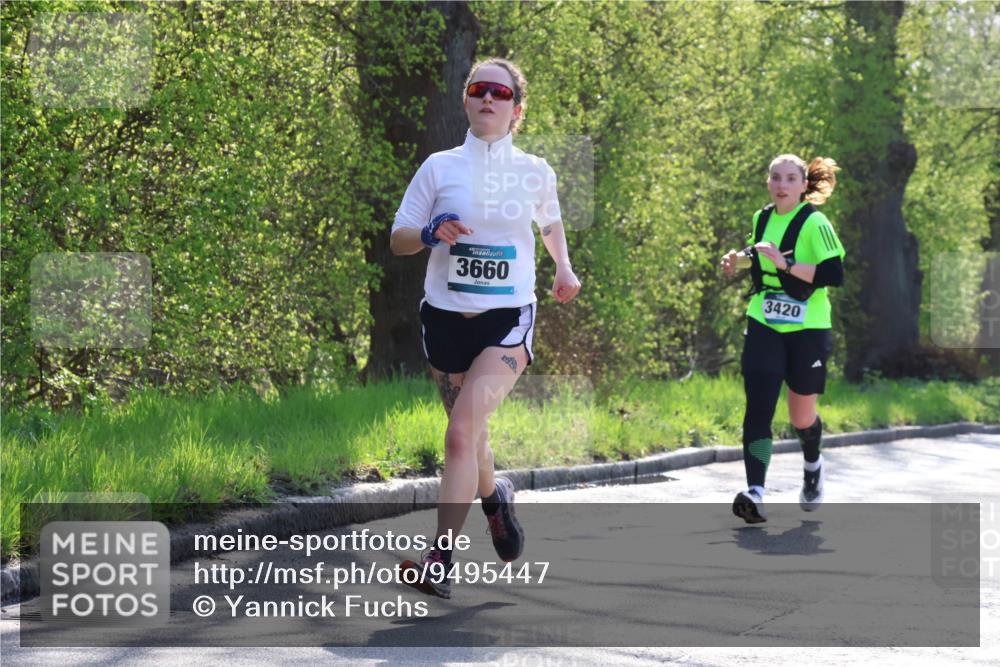 12.04.2026 - 45. Internationalen Wilhelmsburger Insellauf Yannick Fuchs http://msf.ph/oto/9495447 12.04.2026 10:50:54 Laufen 3660, 3420 meine-sportfotos.de
