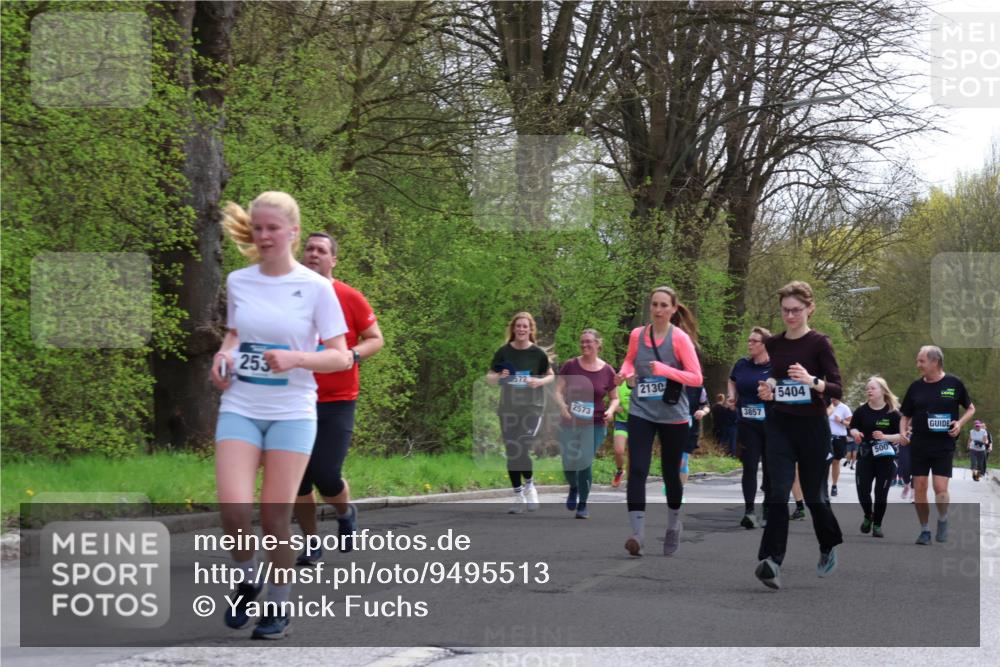 12.04.2026 - 45. Internationalen Wilhelmsburger Insellauf Yannick Fuchs http://msf.ph/oto/9495513 12.04.2026 13:06:00 Laufen 253, 572, 2573, 2130, 3857, 5404, 500 meine-sportfotos.de