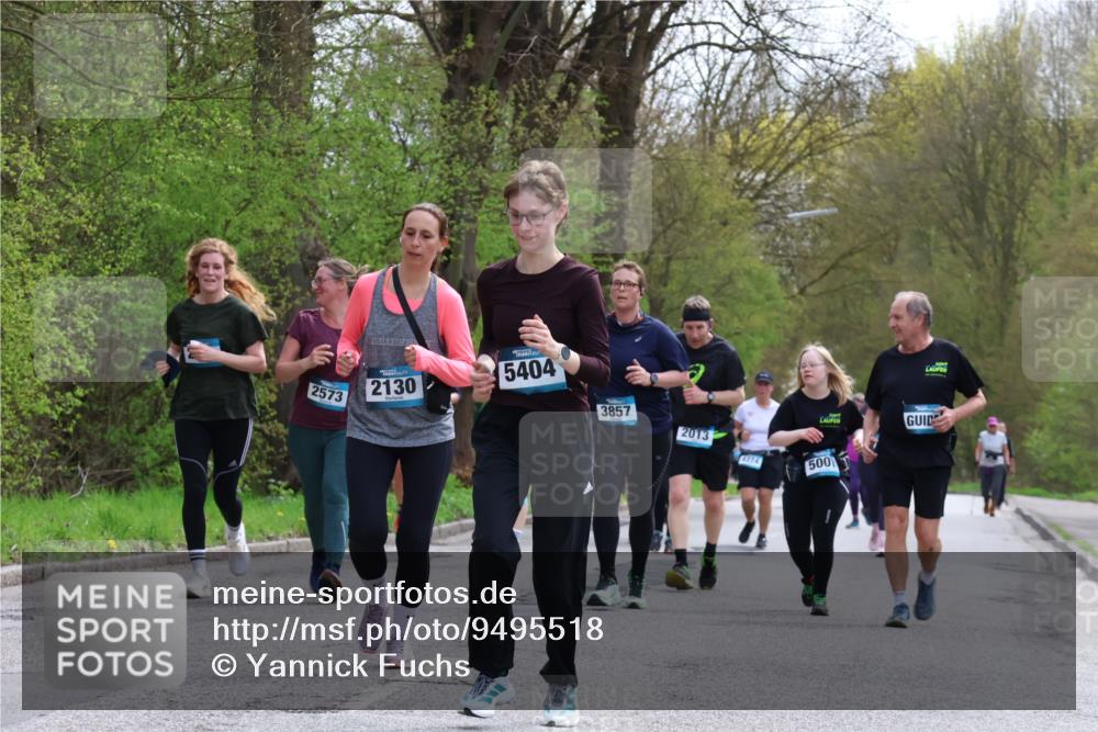 12.04.2026 - 45. Internationalen Wilhelmsburger Insellauf Yannick Fuchs http://msf.ph/oto/9495518 12.04.2026 13:06:01 Laufen 2573, 2130, 5404, 3857, 2013, 4274, 500 meine-sportfotos.de