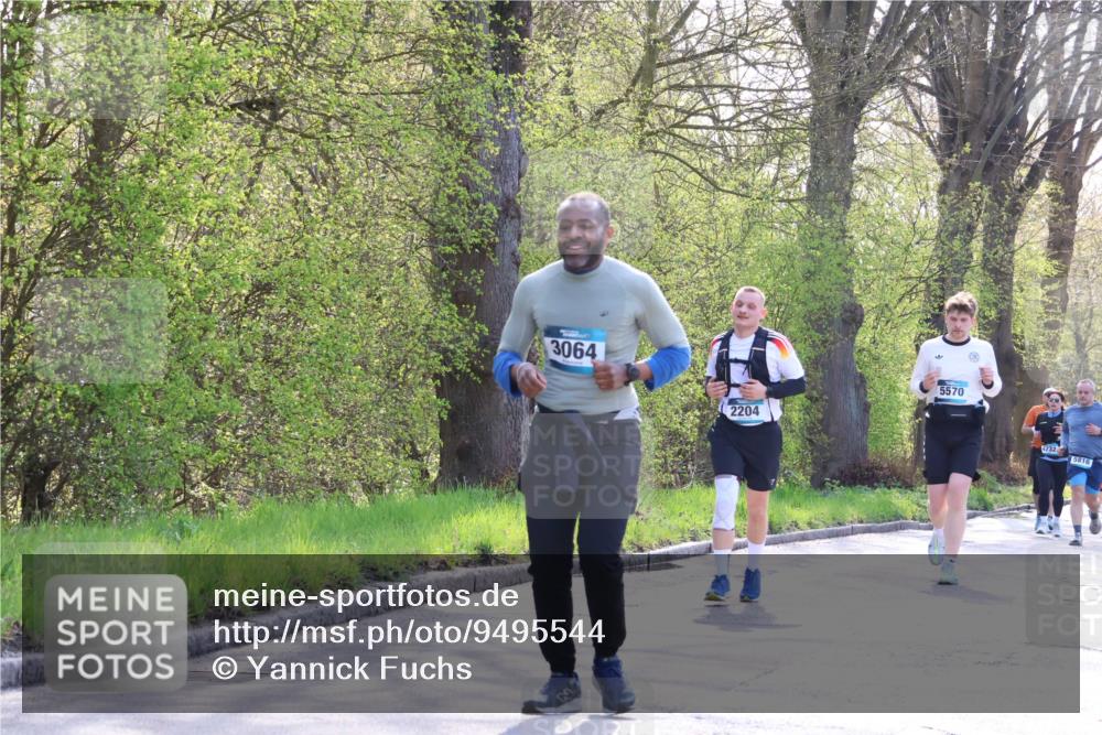 12.04.2026 - 45. Internationalen Wilhelmsburger Insellauf Yannick Fuchs http://msf.ph/oto/9495544 12.04.2026 10:51:03 Laufen 3064, 2204, 5570, 4732, 5816 meine-sportfotos.de