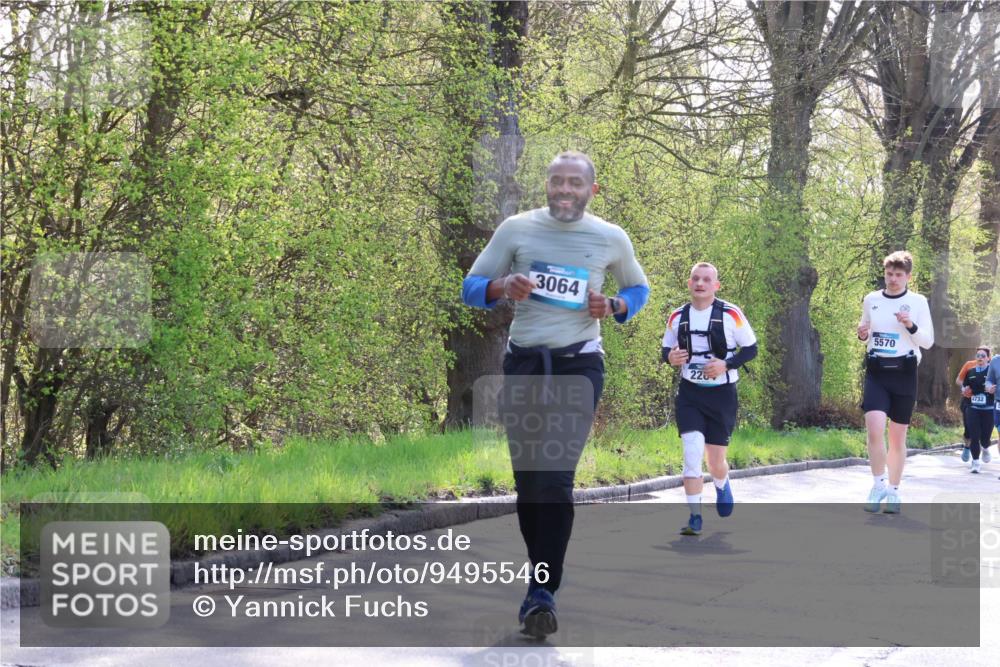 12.04.2026 - 45. Internationalen Wilhelmsburger Insellauf Yannick Fuchs http://msf.ph/oto/9495546 12.04.2026 10:51:03 Laufen 3064, 220, 5570, 4732 meine-sportfotos.de
